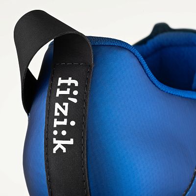 Превью  Велоботинки для триатлона FIZIK Transiro Hydra White/Metallic Blue
